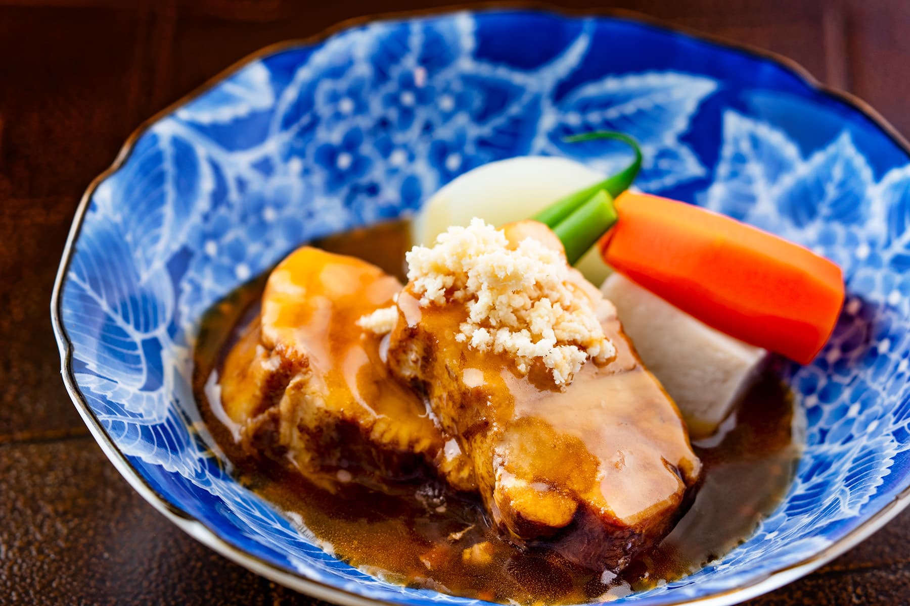 知床ポークの角煮　生山わさびをたっぷりと