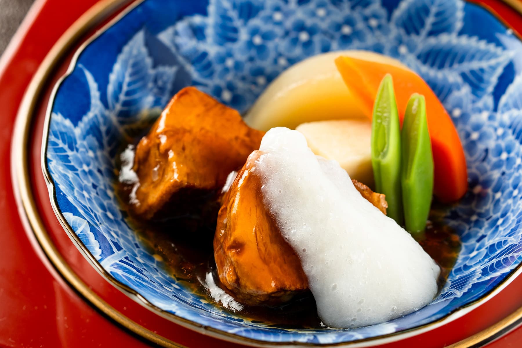 知床ポークの角煮 餅とろろかけ